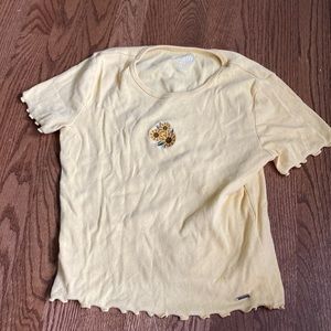 Hollister size Small Must Have Baby Tee